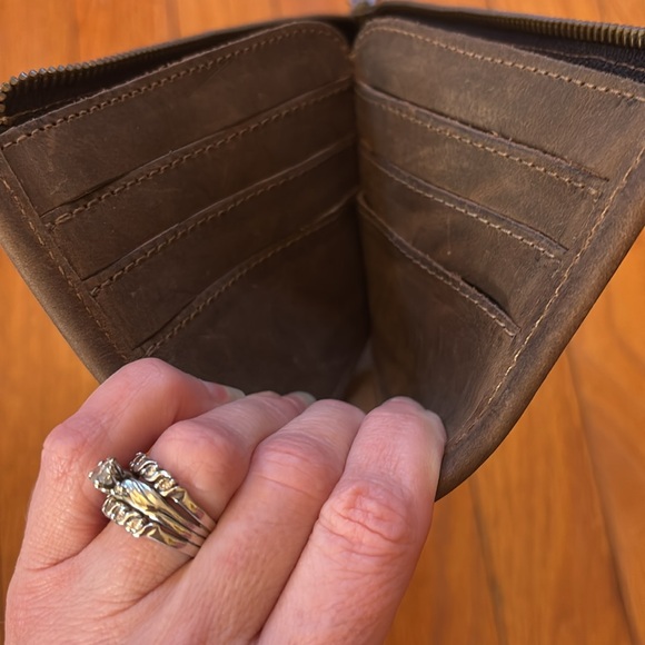 Hide and drink chocolate brown suede wallet - Picture 7 of 9